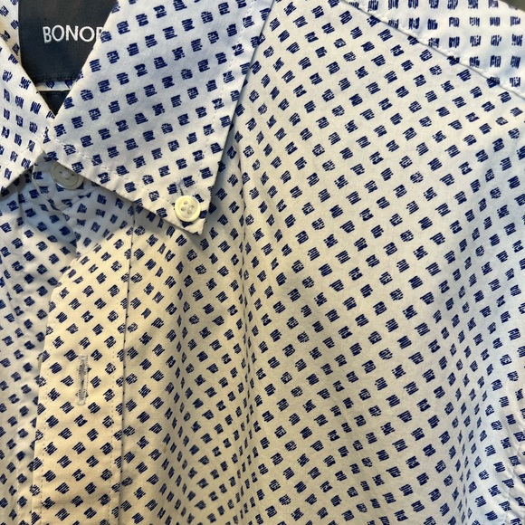 Bonobos casual button down white with blue diamonds. Sz. S/short slim fit - Picture 3 of 5